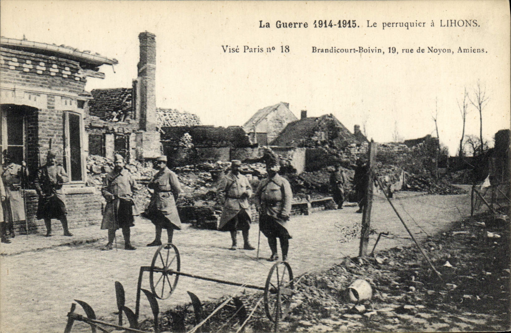 CPA Militaria Coiffeur Le Perruquier a Lihons 