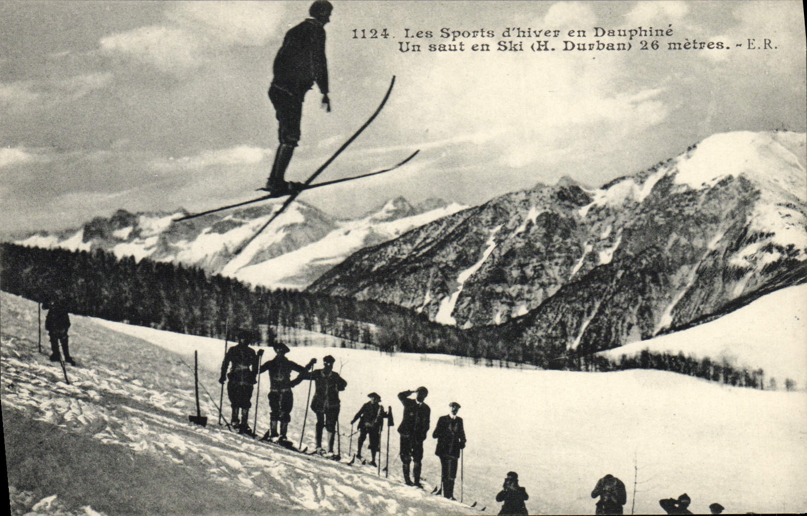 CPA Sports d'hiver Ski Dauphine Un saut