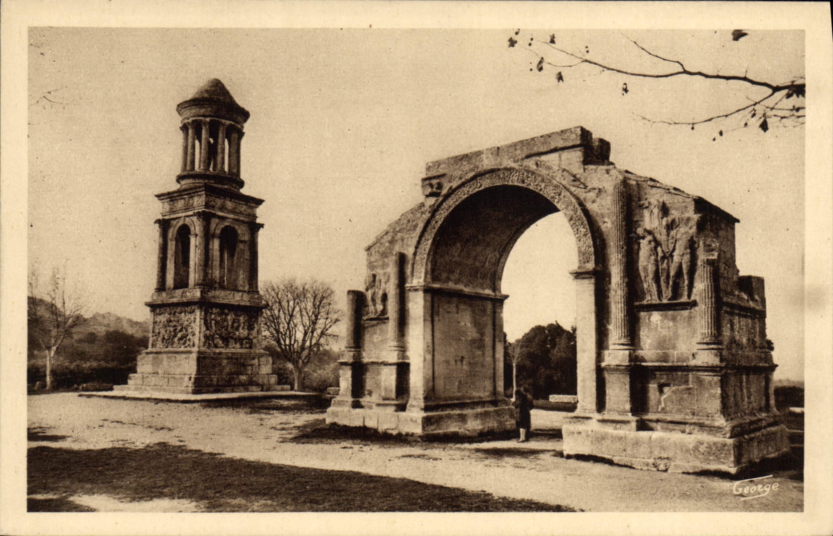 CPA Saint Remy De Provence Monument romain 
