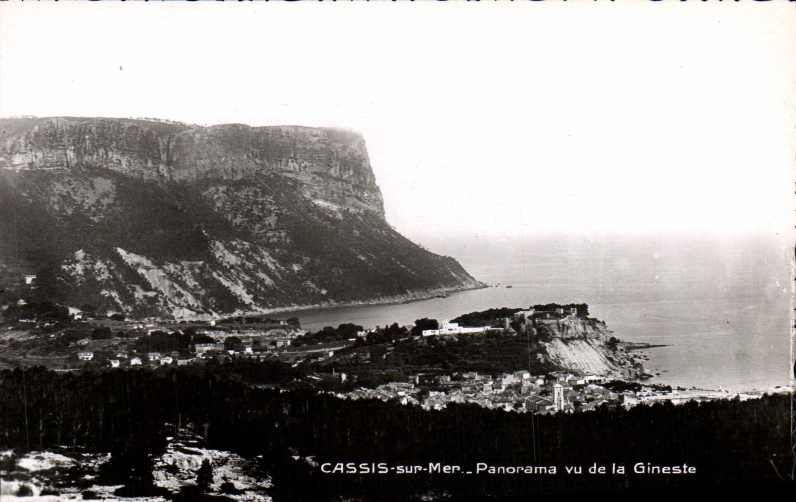 VINTAGE POSTCARD Cassis sur Mer Panorama Seen of Gineste