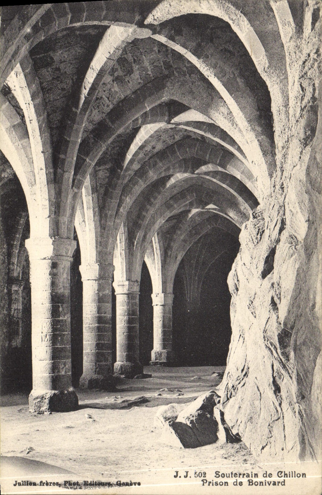 VINTAGE POSTCARD Underground of Chillon Prison of Bonivard