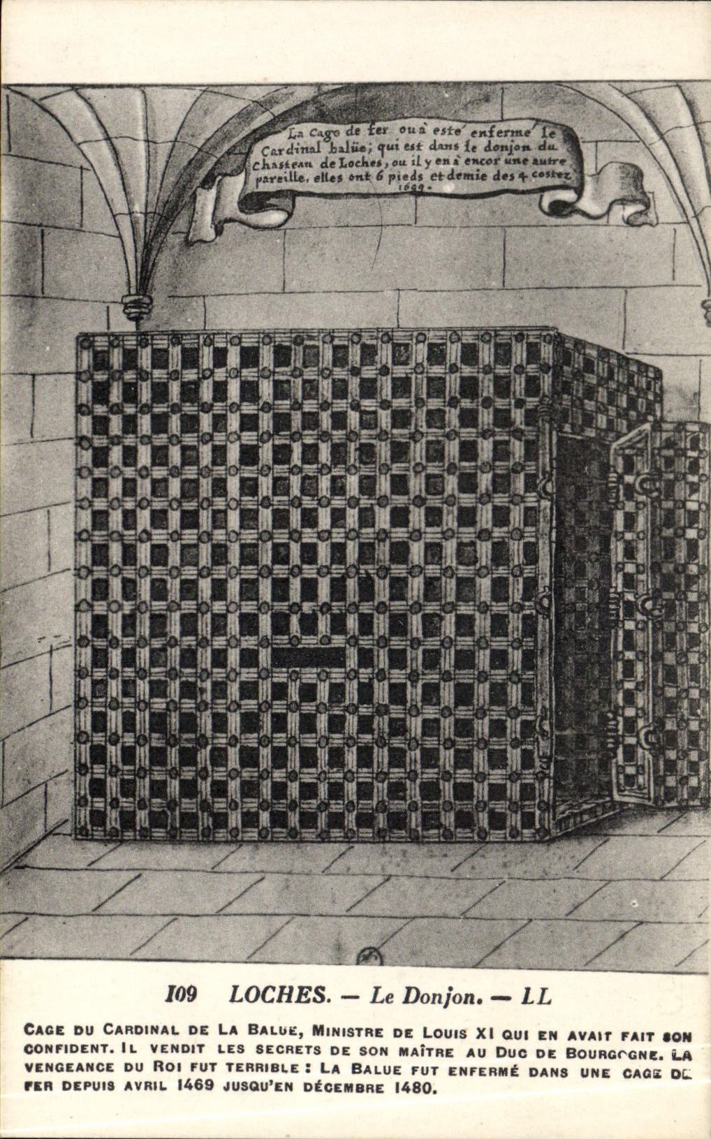 CPA Loches Le Donjon Cage du cardinal de la Balue