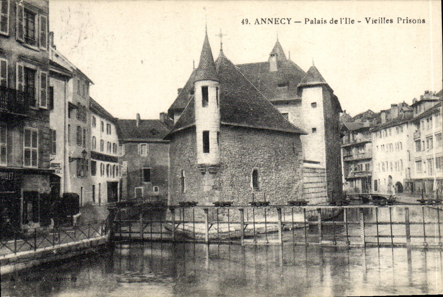 CPA Annecy Palais de I'Ile Vieilles Prisons