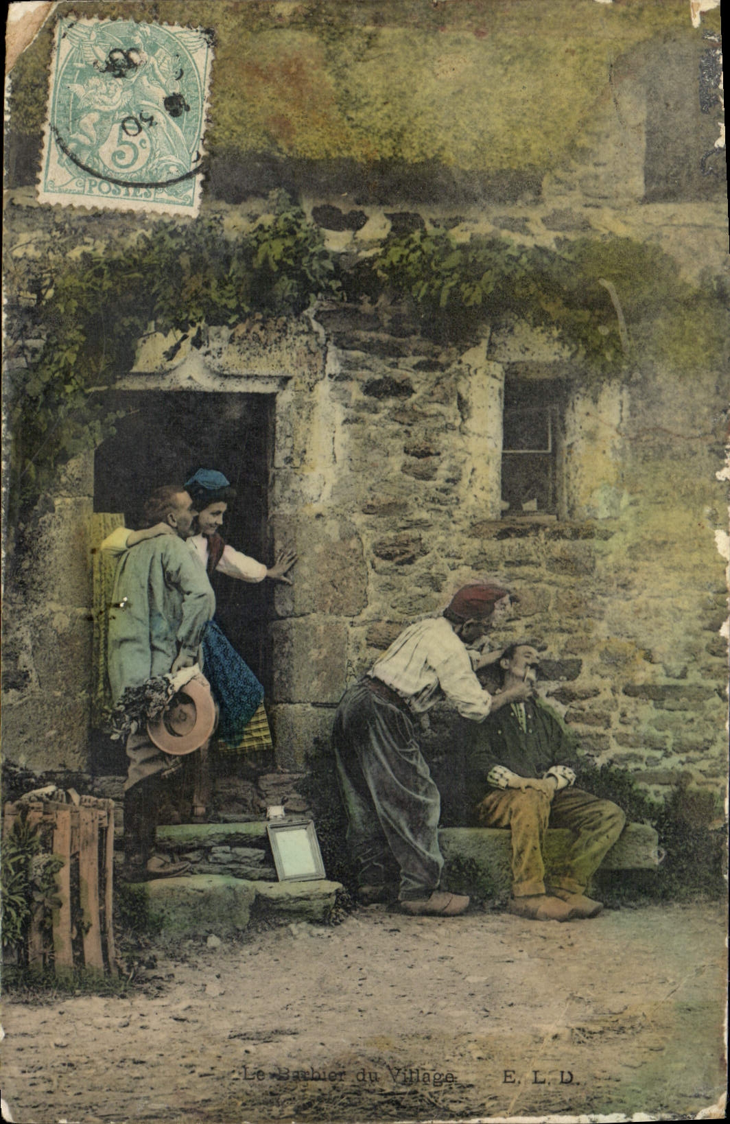 VINTAGE POSTCARD Hairdresser Wig maker the barber of the village