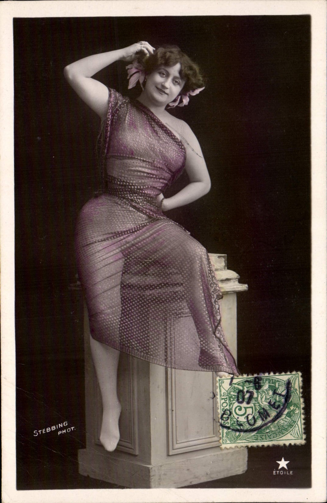 CPA Femme nu erotique 