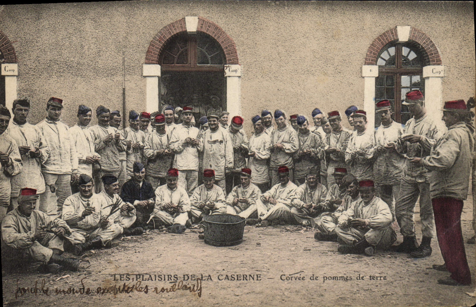 Placeres de Militaria de la POSTAL de la VENDIMIA de la servidumbre de los cuarteles de patatas