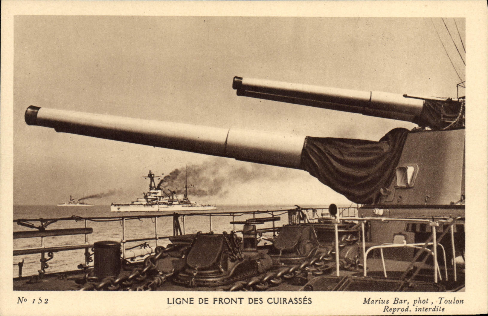 CPA Bateau Ligne de front des cruirasses