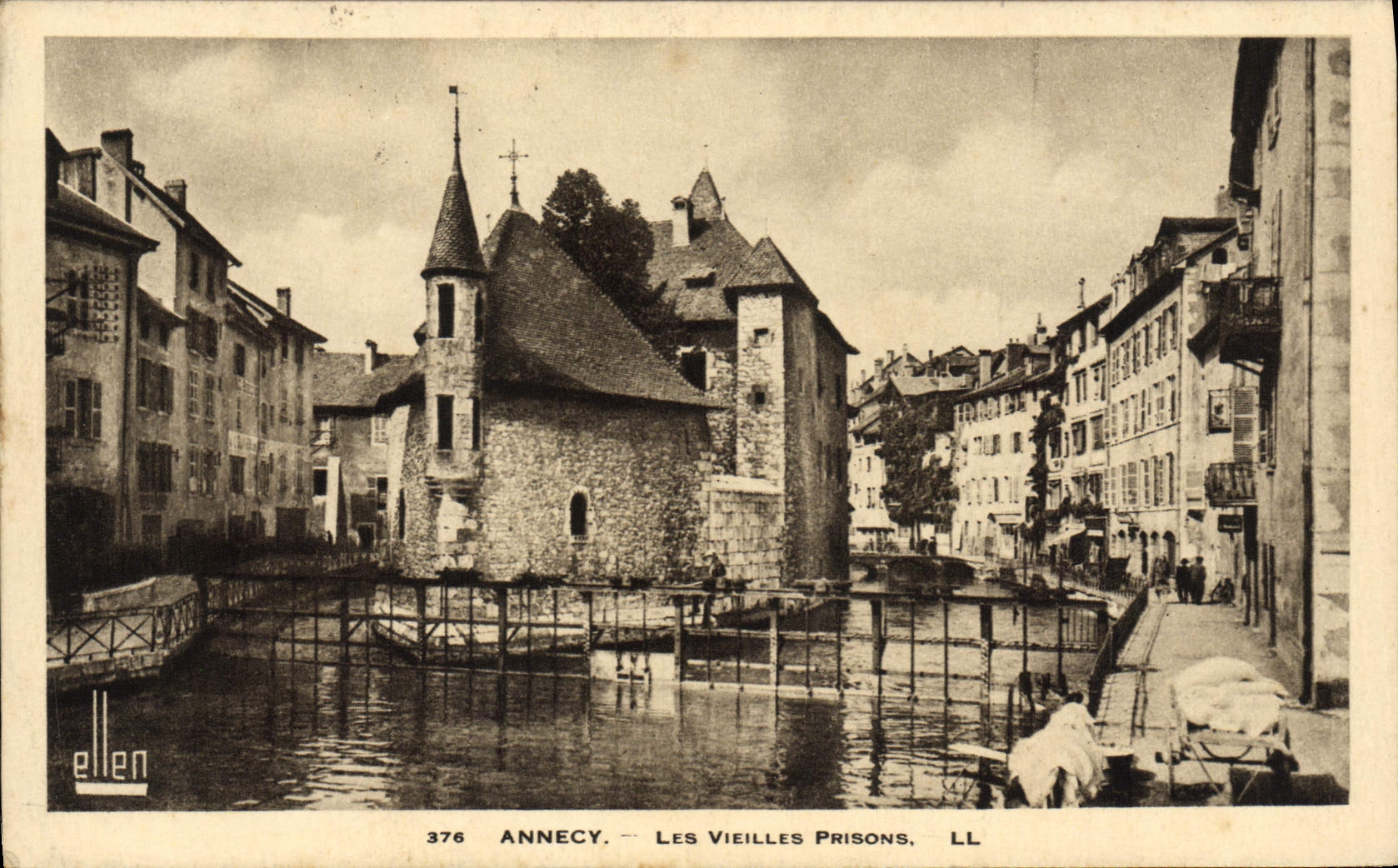 CPA Annecy Les Vieilles Prisons