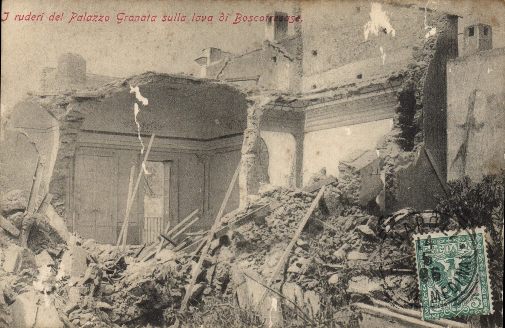 CPA Volcan I rudero del palazzo Granata sulla lava di Boscotrecase