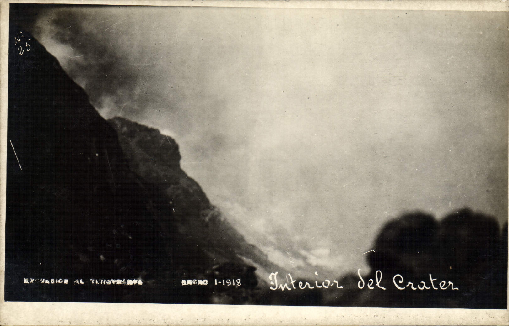 CPA Volcan Interior del Crater 
