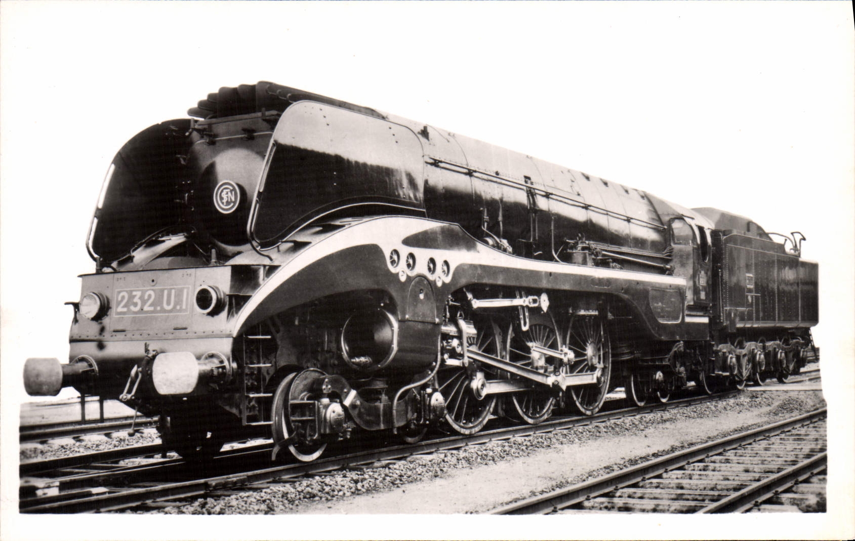 VINTAGE POSTCARD Train Engine 232 U Tender 36 B