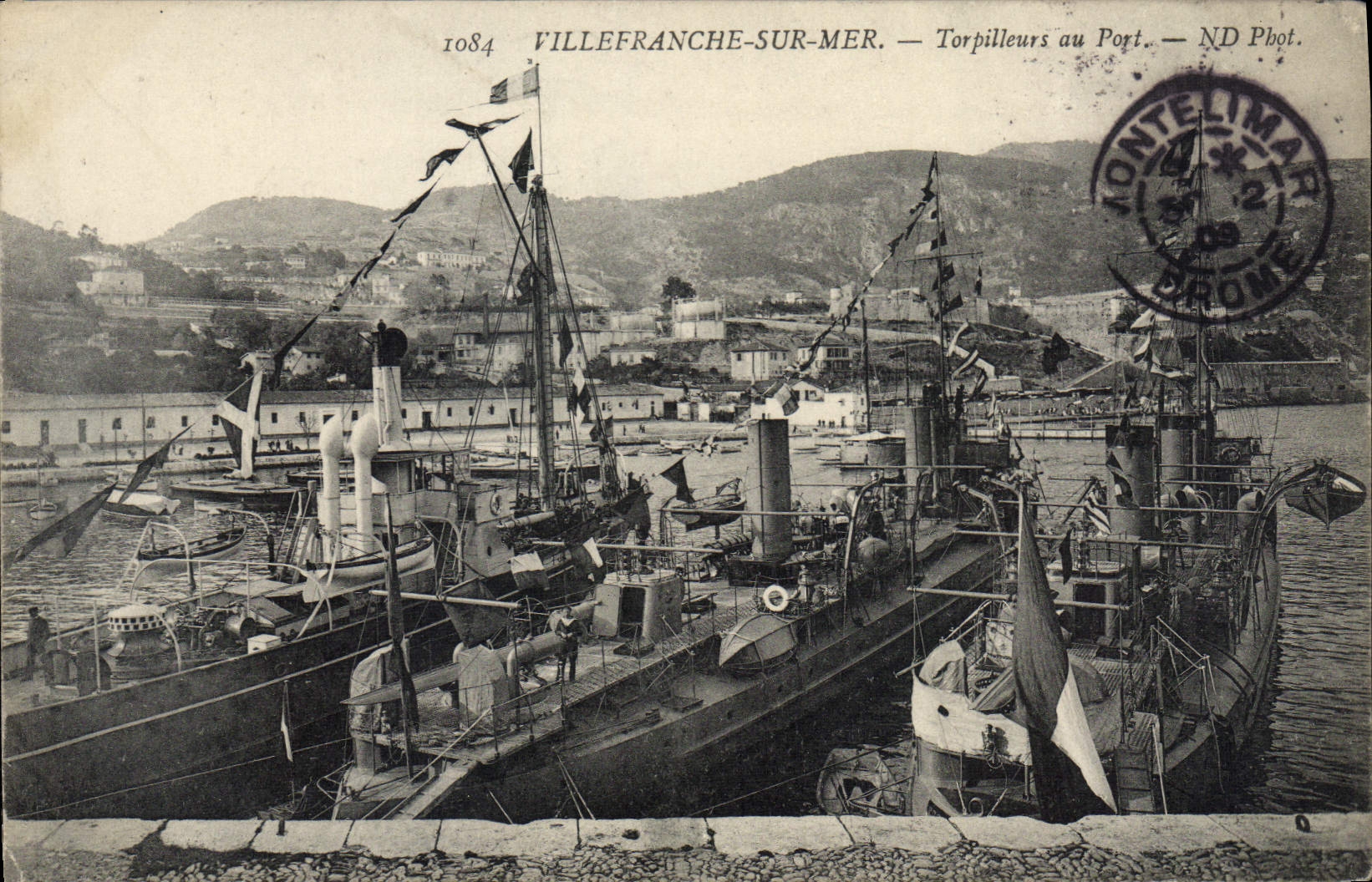 CPA Bateau de guerre Villefranche sur Mer Torpilleurs au port 