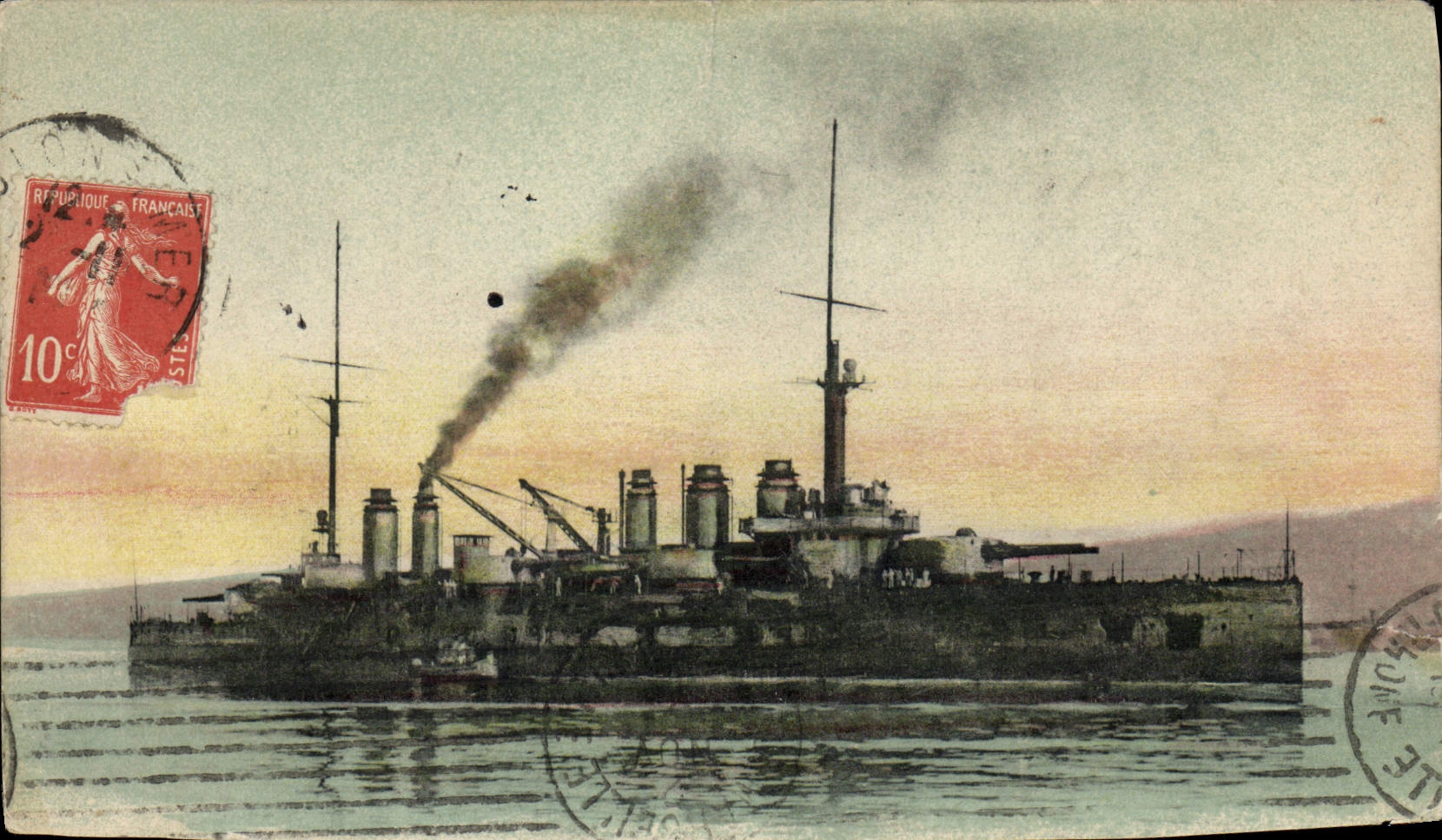 CPA Bateau de guerre Cuirasse