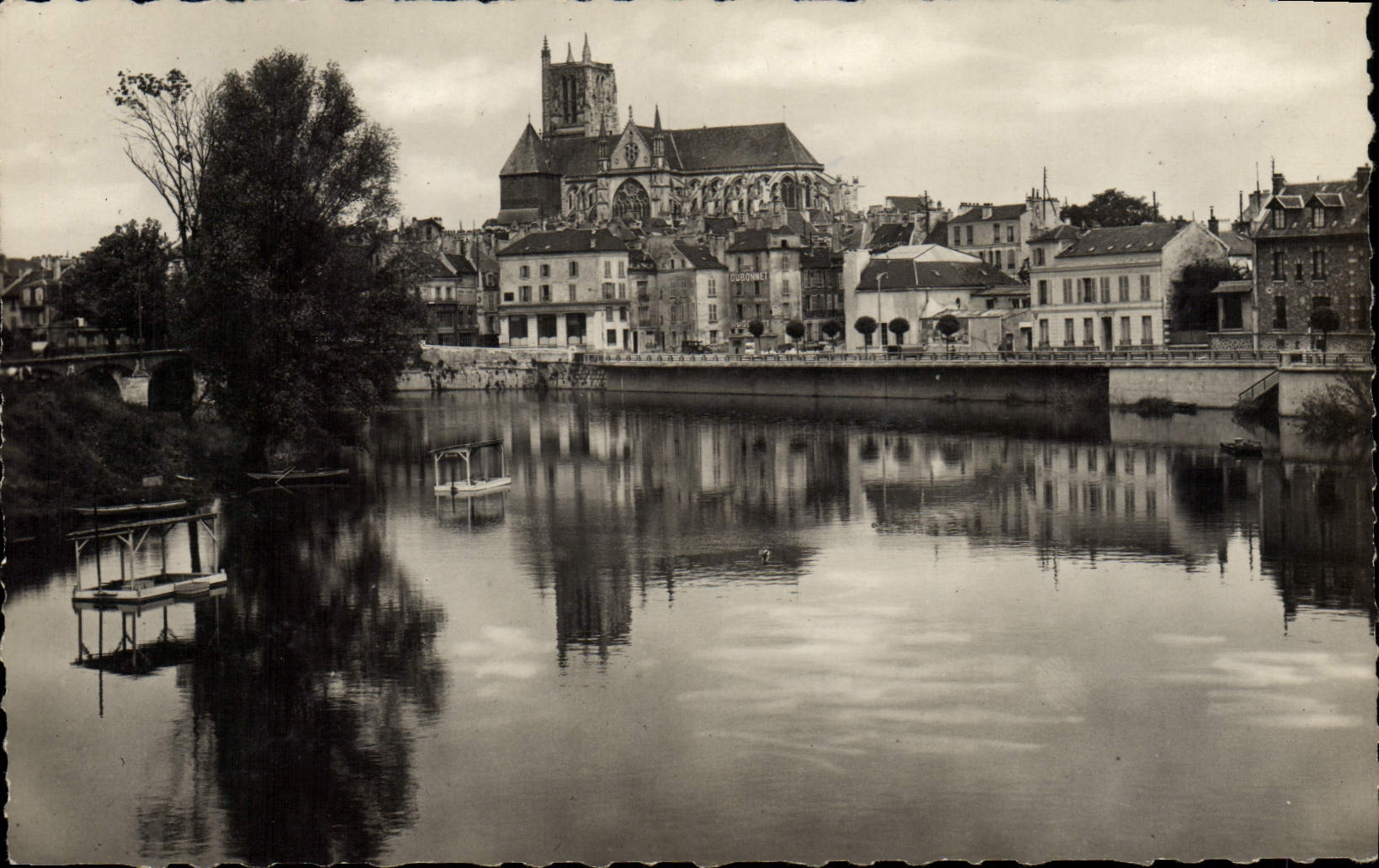 MODERN CARD Meaux the Cathedral and the Marne taken of the New Bridge