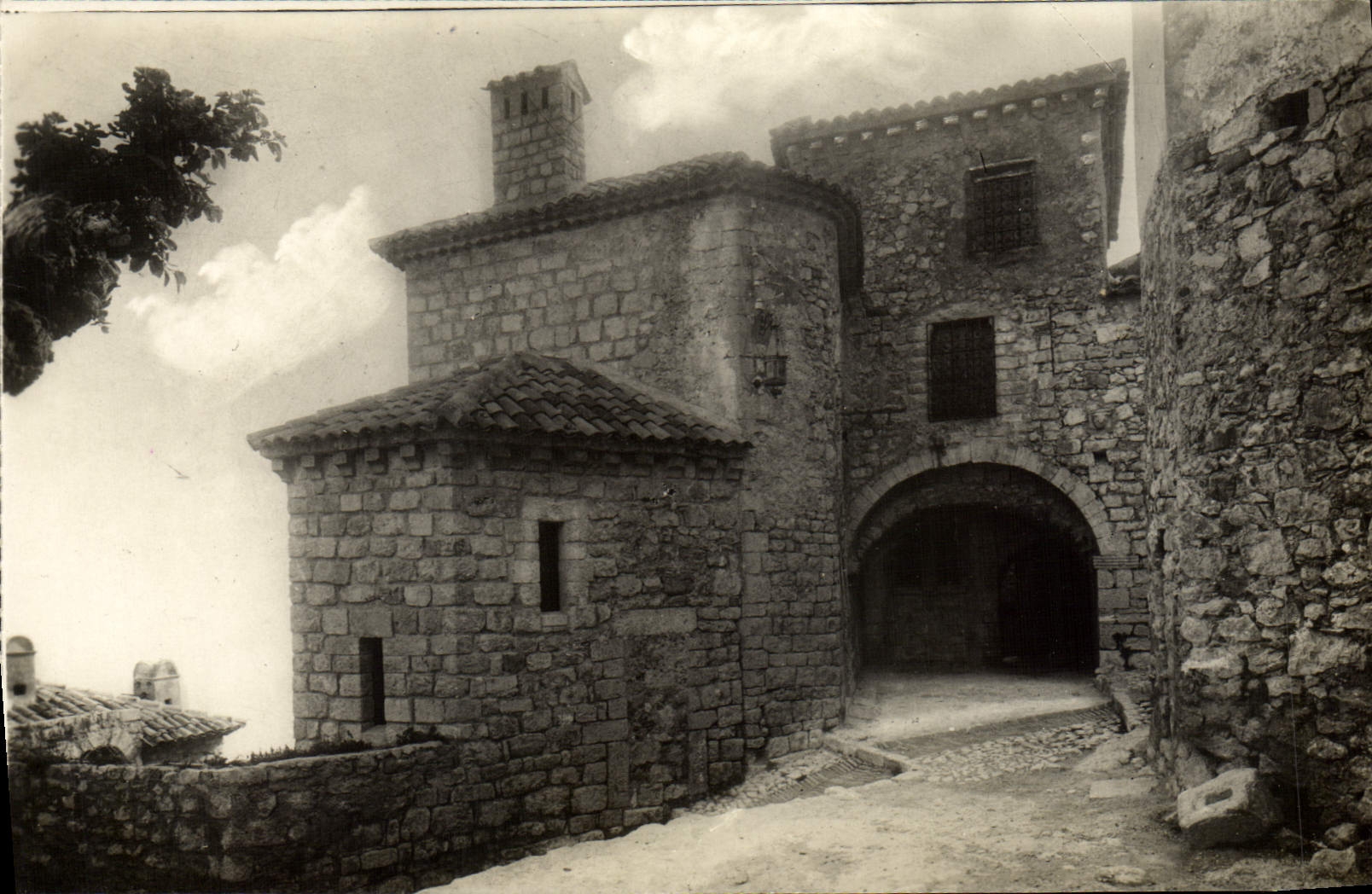 POSTAL MODERNA castillo de Eze Barlow