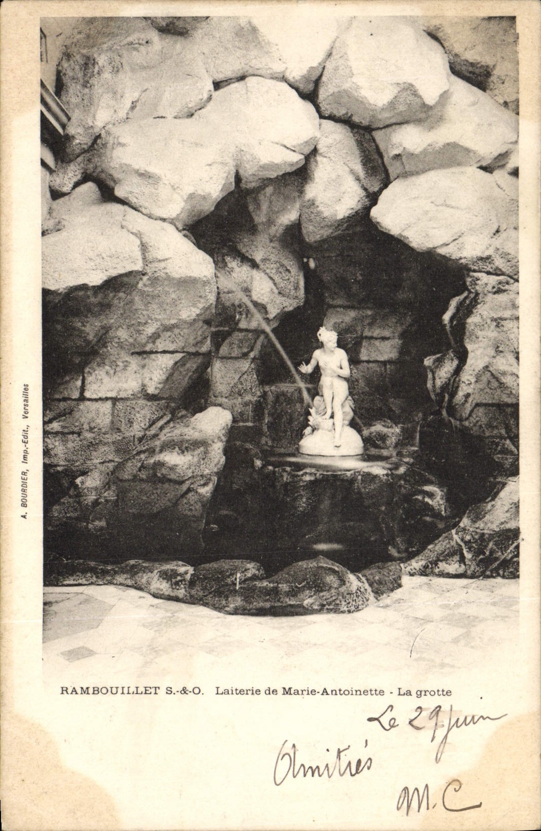 VINTAGE POSTCARD Rambouillet Dairy of Marie Antoinette the cave