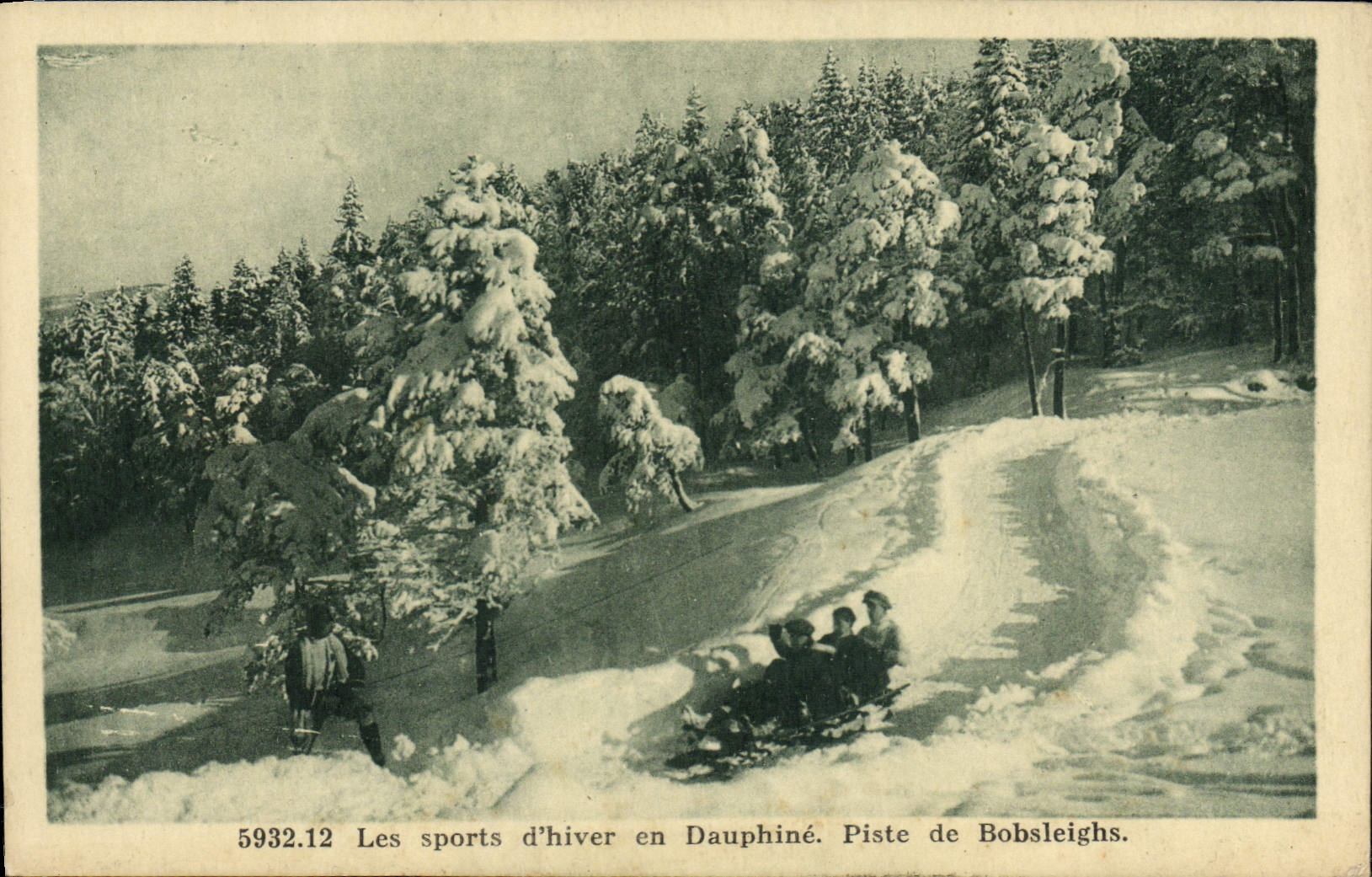 Deportes de invierno del esquí de los deportes de invierno de la POSTAL de la VENDIMIA en la pista de Dauphine de Bobsleighs