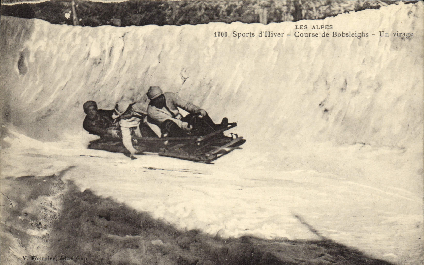 VINTAGE POSTCARD Winter sports Ski Race of Bobsleighs a turn