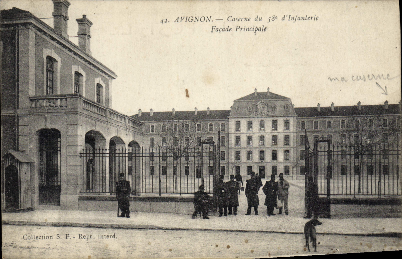 La POSTAL Militaria de la VENDIMIA acuartela los cuarteles de Avignon del 38eme del ataque frontal del principal de la infantería