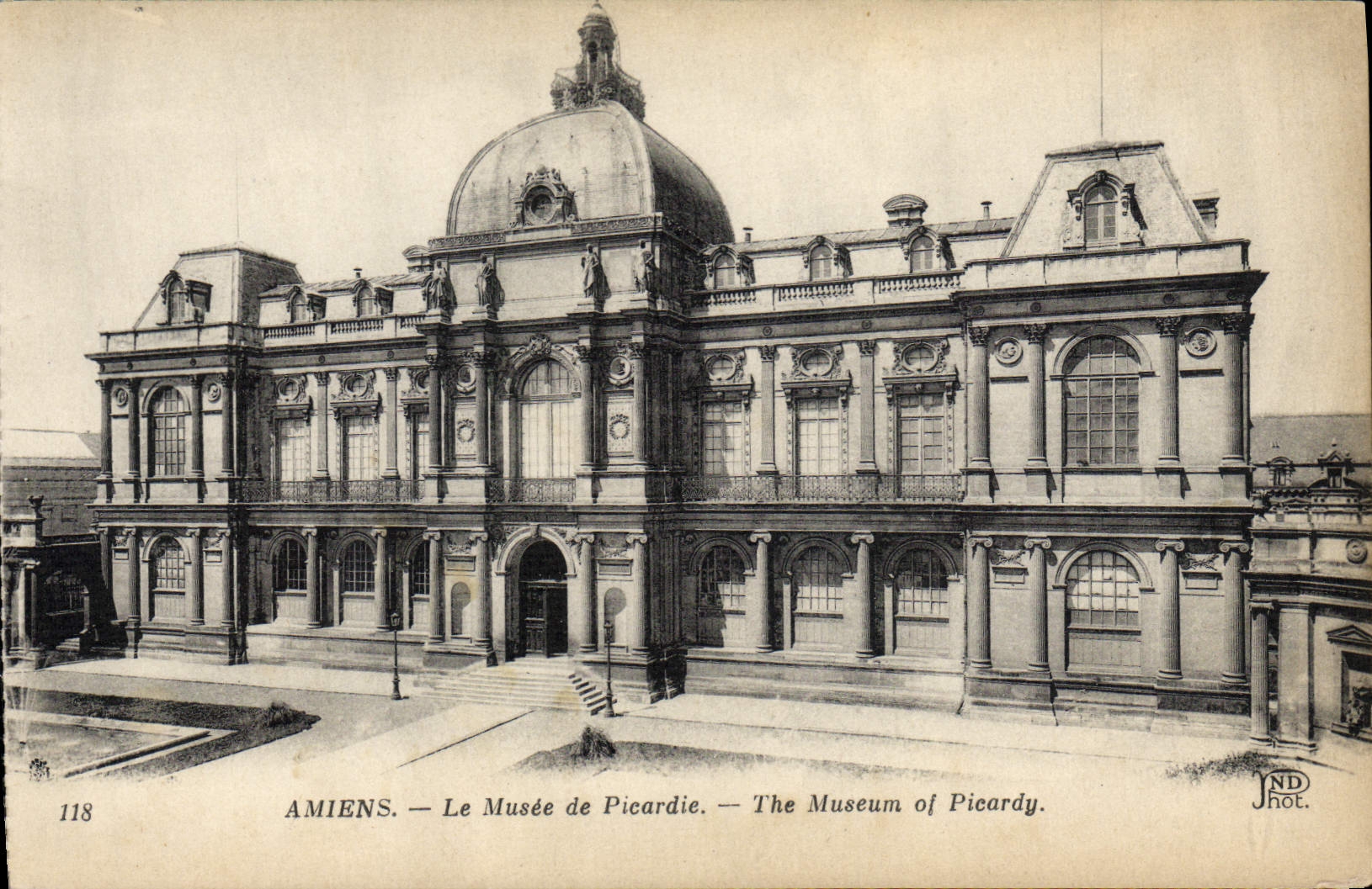 CPA Amiens Le Musee de Picadie