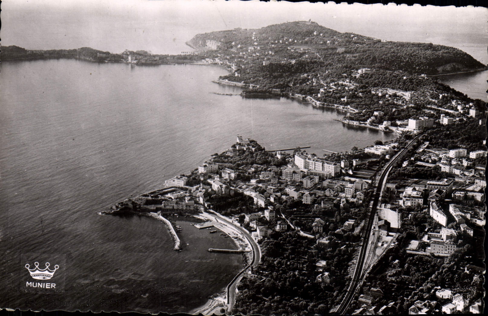 CPM Beaulieu sur Mer Generale et St Jean Cap Ferrat