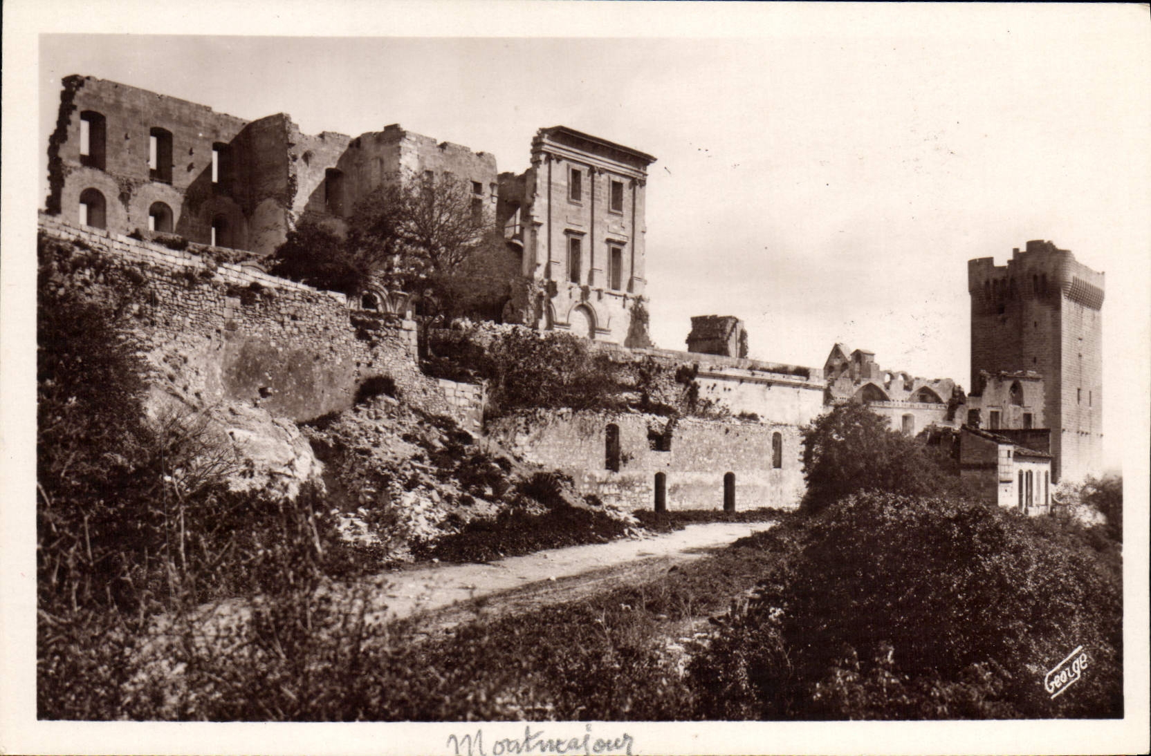CPA Montmajour Facade Midi
