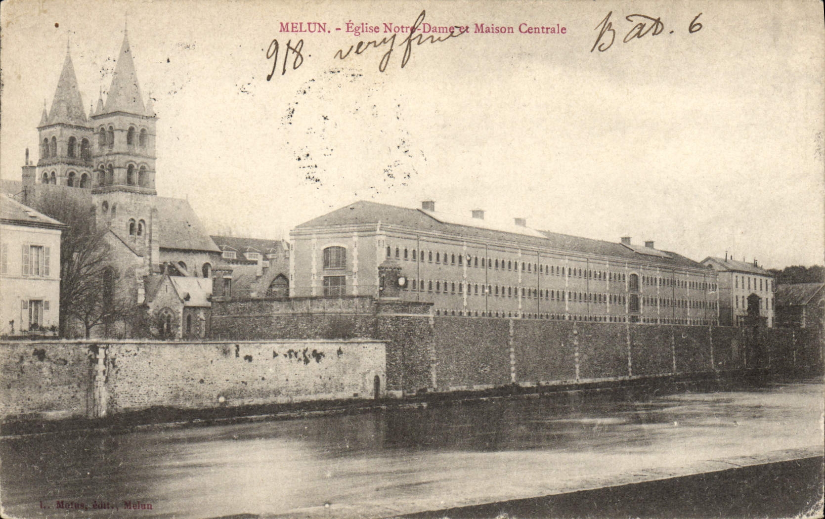 Iglesia de Melun Notre Dame de la prisión de la POSTAL de la VENDIMIA y casa central