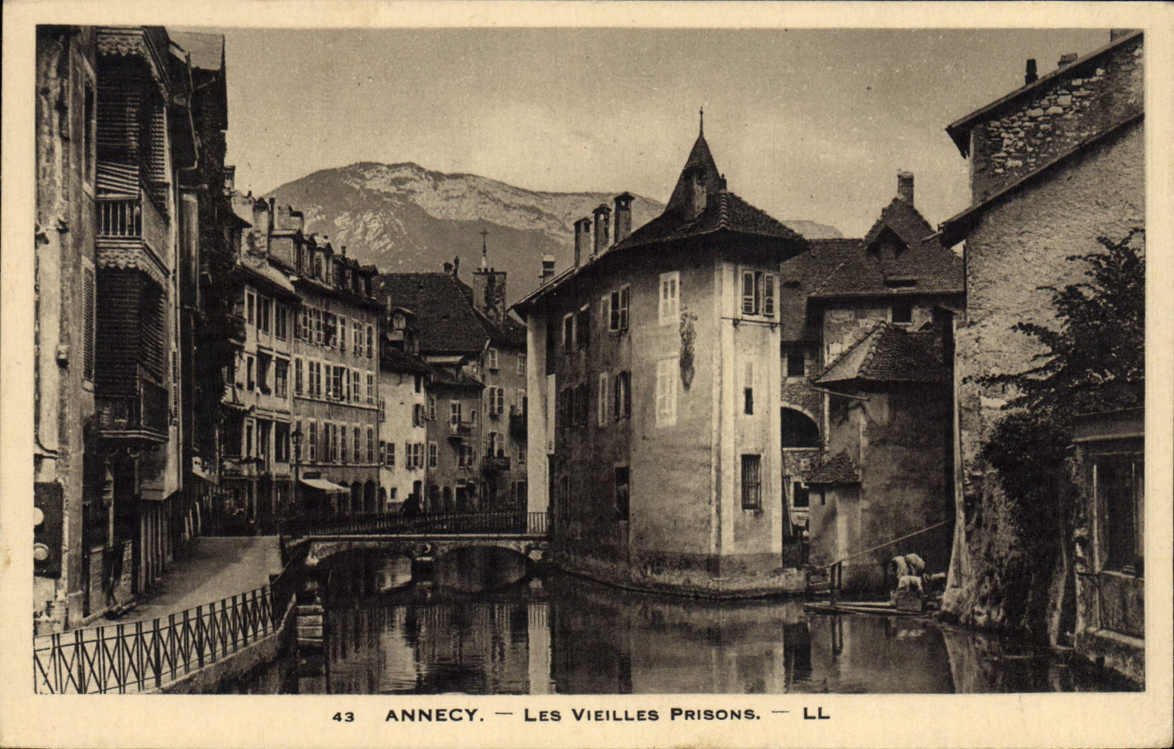 CPA Prison Annecy Les vieilles prisons 
