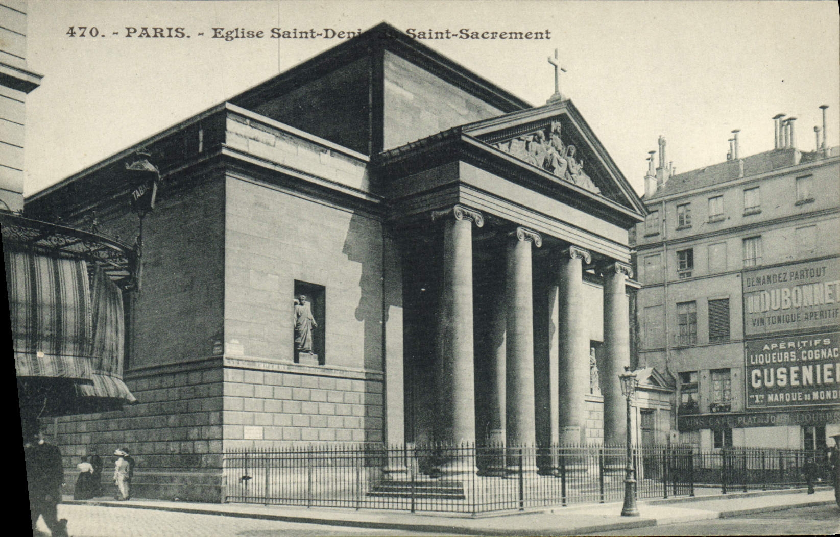 CPA Paris Eglise Saint Denis du Saint Sacrement Publicite Cusenier