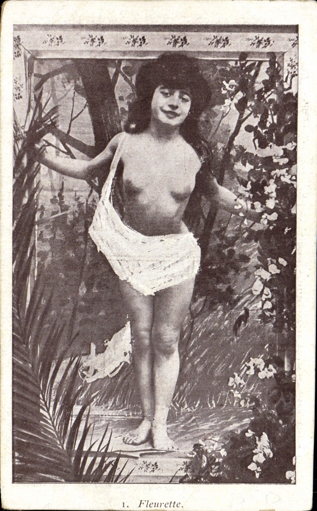 CPA Femme Nu erotique Fleurette