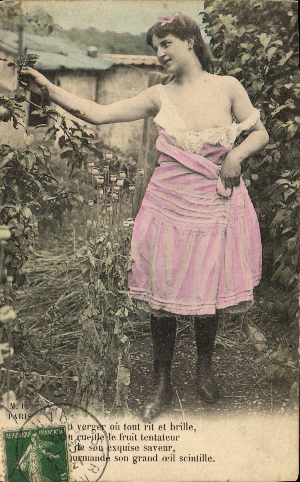 CPA Femme Nu erotique