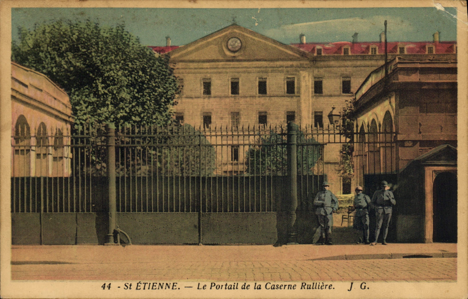 La POSTAL Militaria de la VENDIMIA acuartela St. Etienne que la puerta del Rulliere acuartela