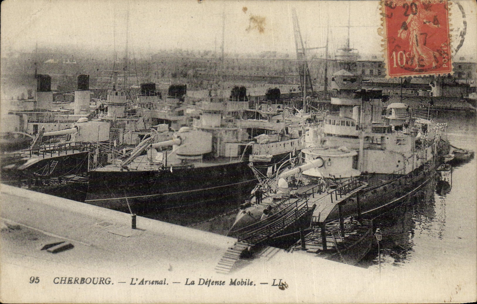 VINTAGE POSTCARD Warship Cherbourg the arsenal mobile defense