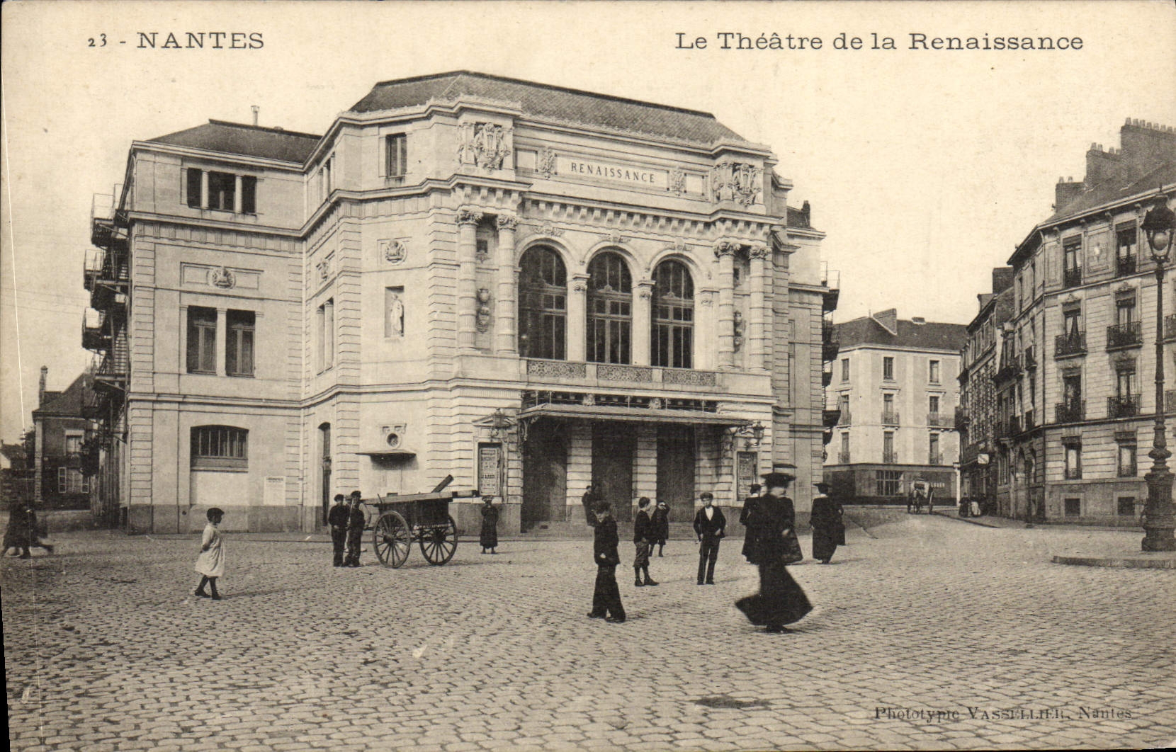 CPA Nantes Le Theatre de la Renaissance