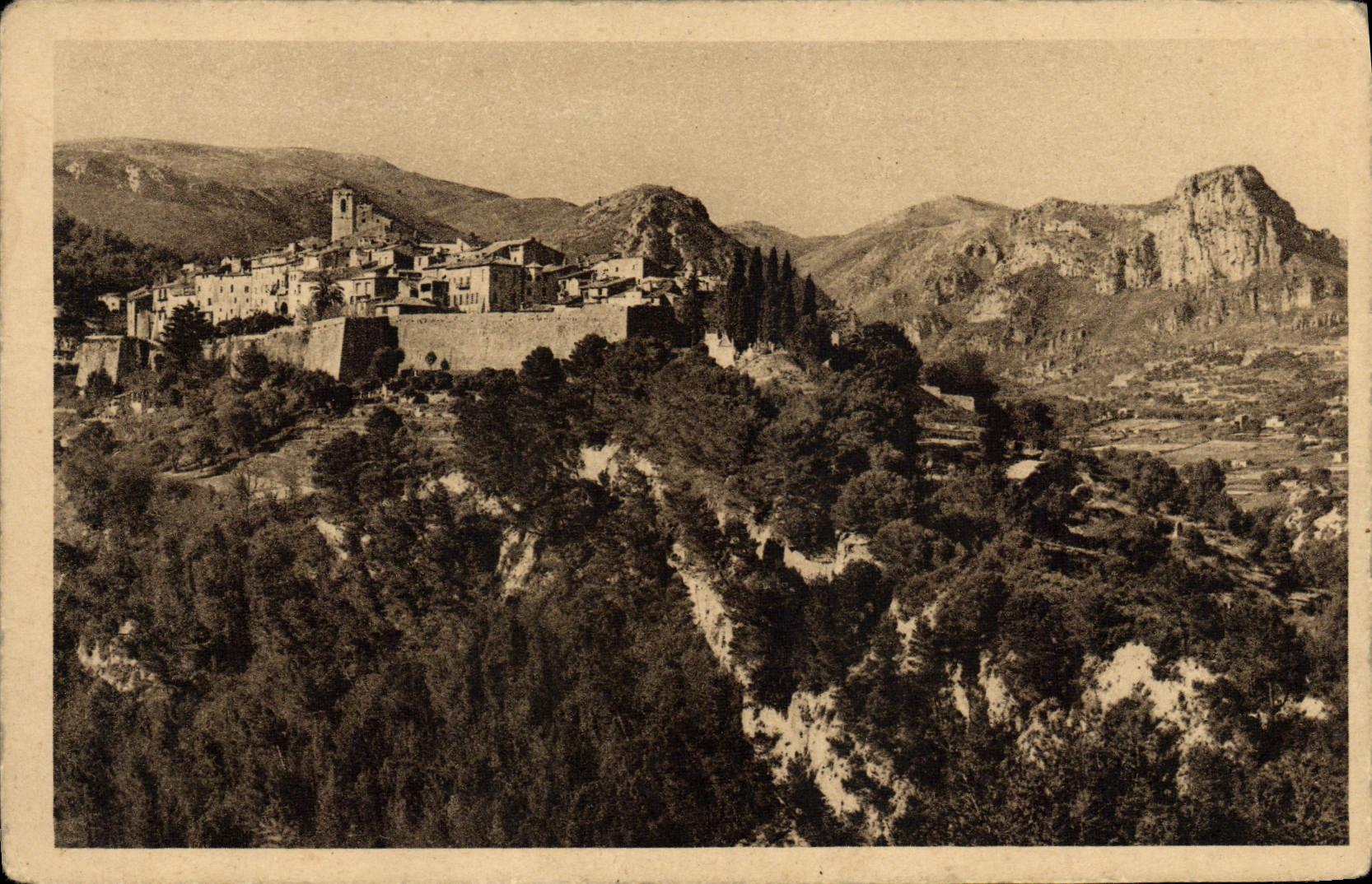 POSTAL San Pablo Baou de Saint Jeannet de la VENDIMIA vista de Piol santo Antonin