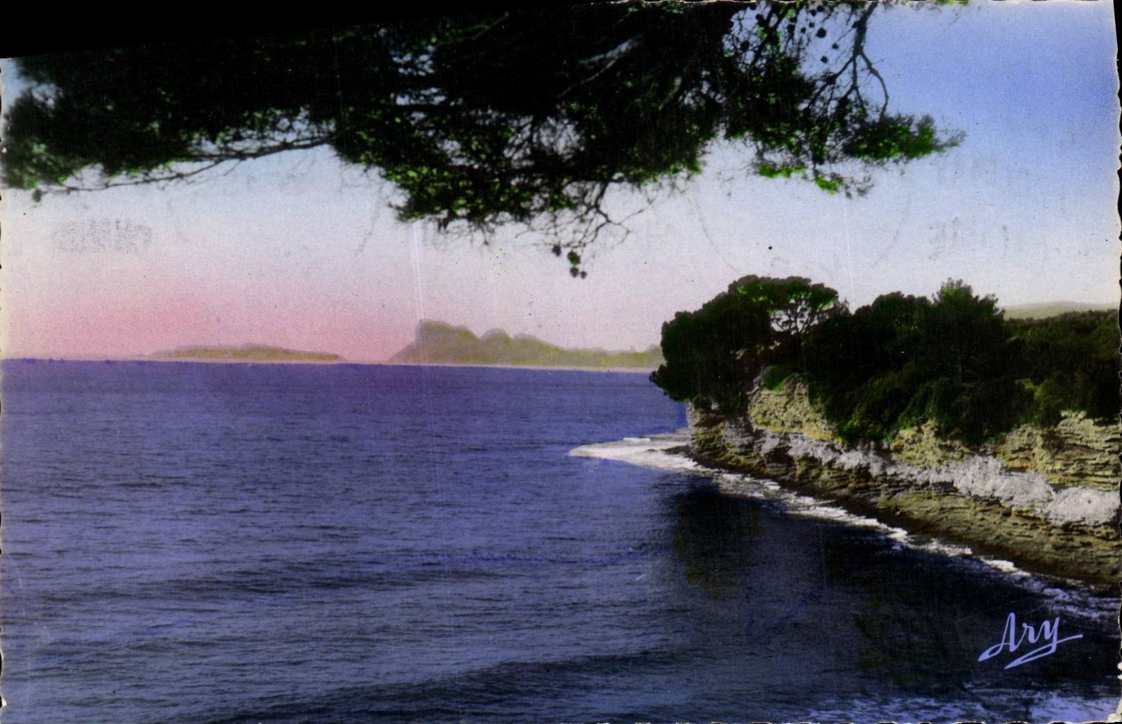 CPM la Ciotat L'ile verte vue du Liouquet