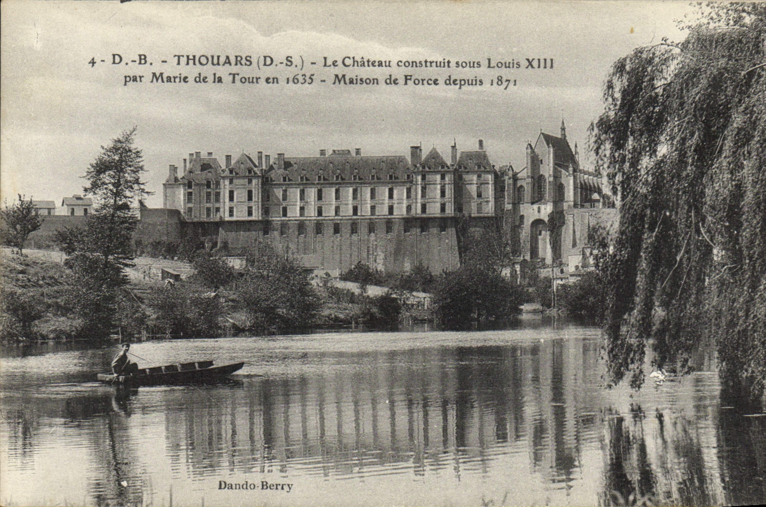 CPA Prison Thouars La chateau Maison de force depuis 1871