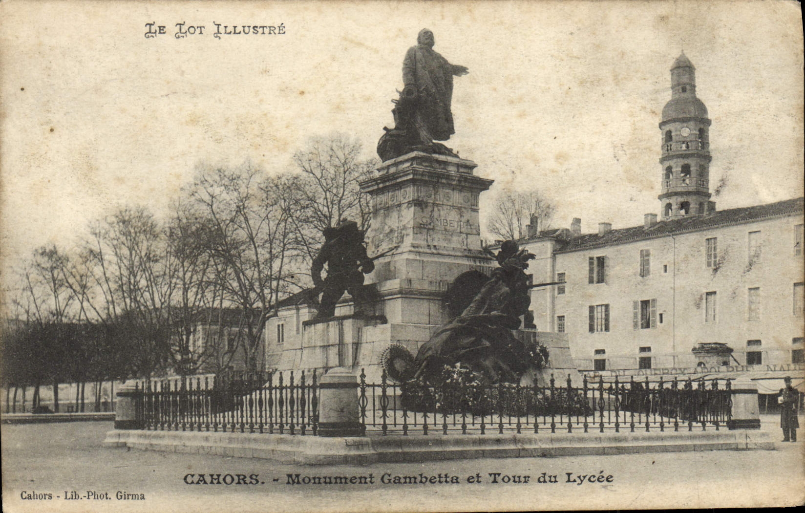 VINTAGE POSTCARD Prison Cahors Gambetta Monument and turn of the College