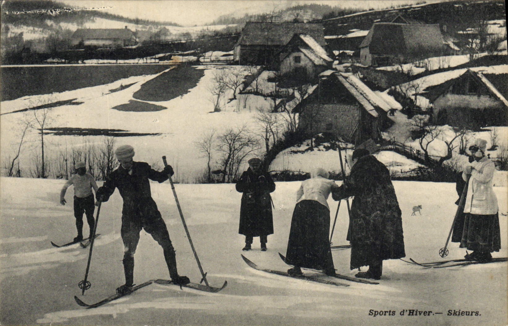 VINTAGE POSTCARD Winter sports Ski Skiers