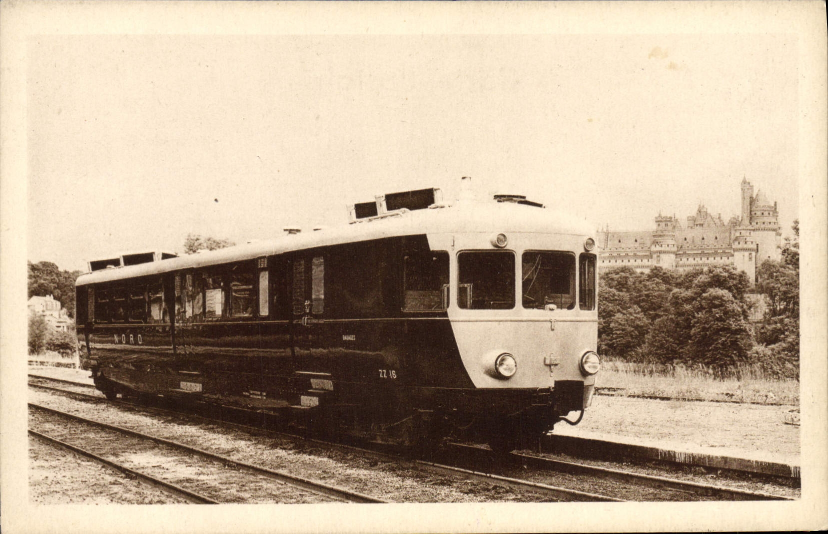CPA Train Locomotive Chemin de fer du Nord Automotrice Baudet Danon Roussel