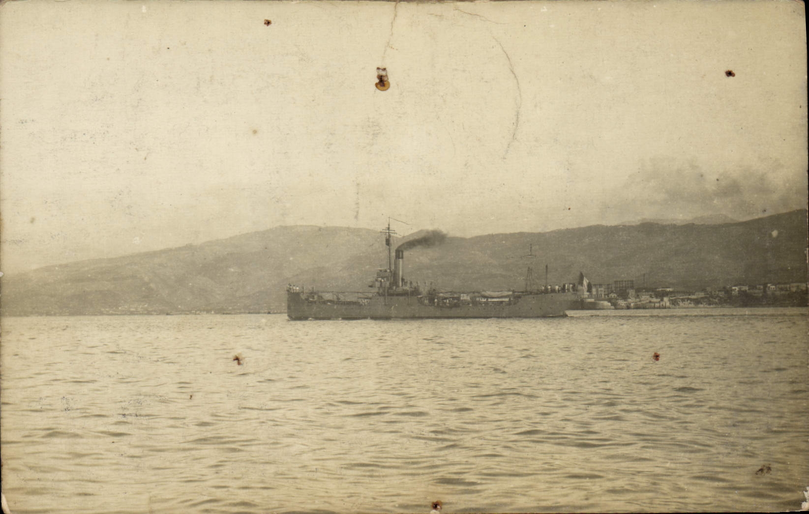 CARTE PHOTO Bateau Guerre 