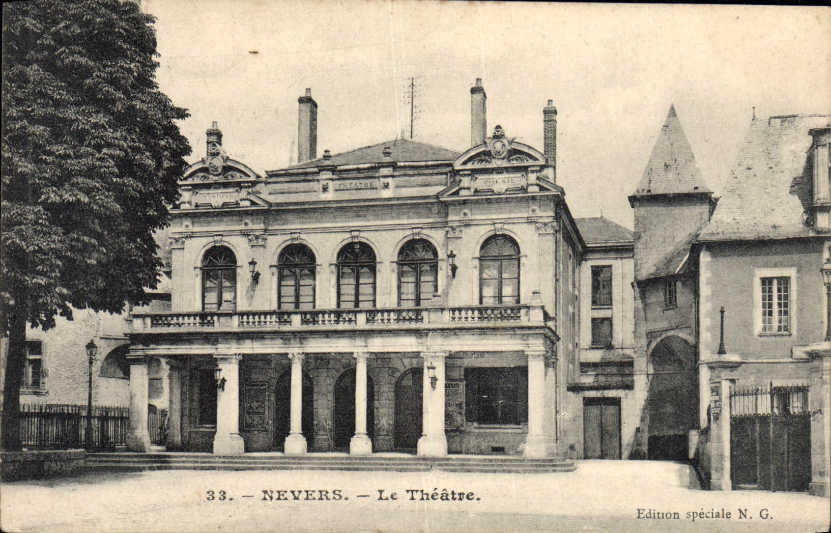 CPA Nevers Le theatre 