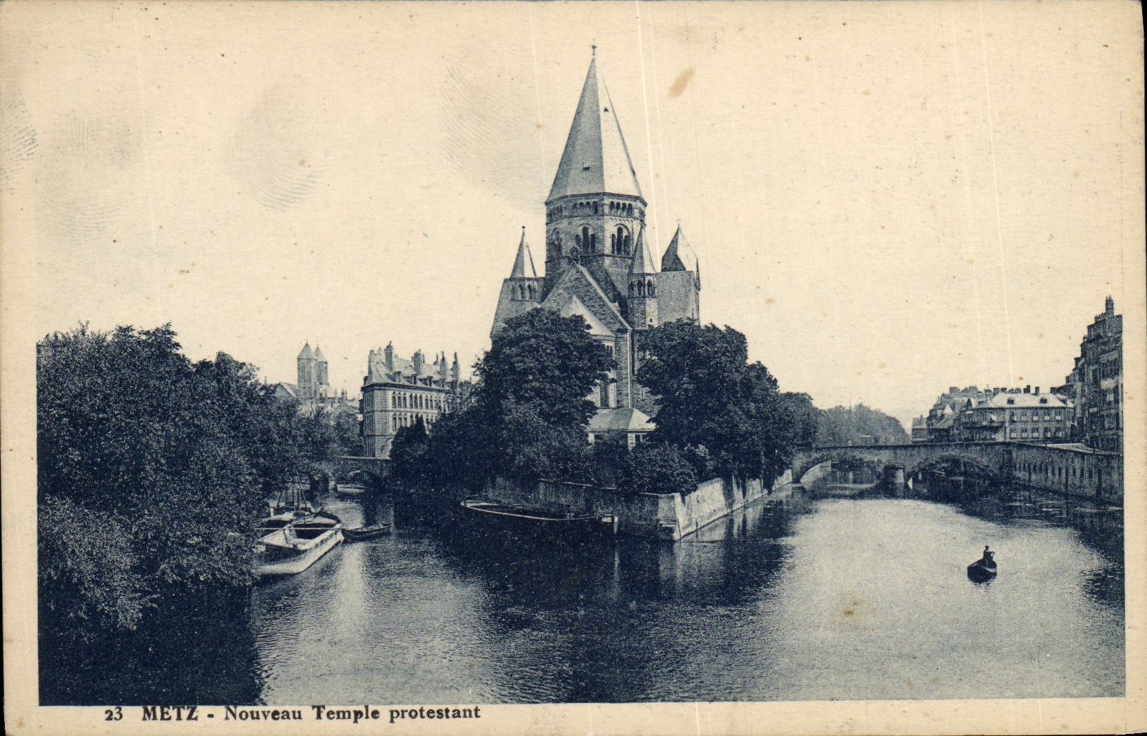 VINTAGE POSTCARD Metz New Protestant Temple