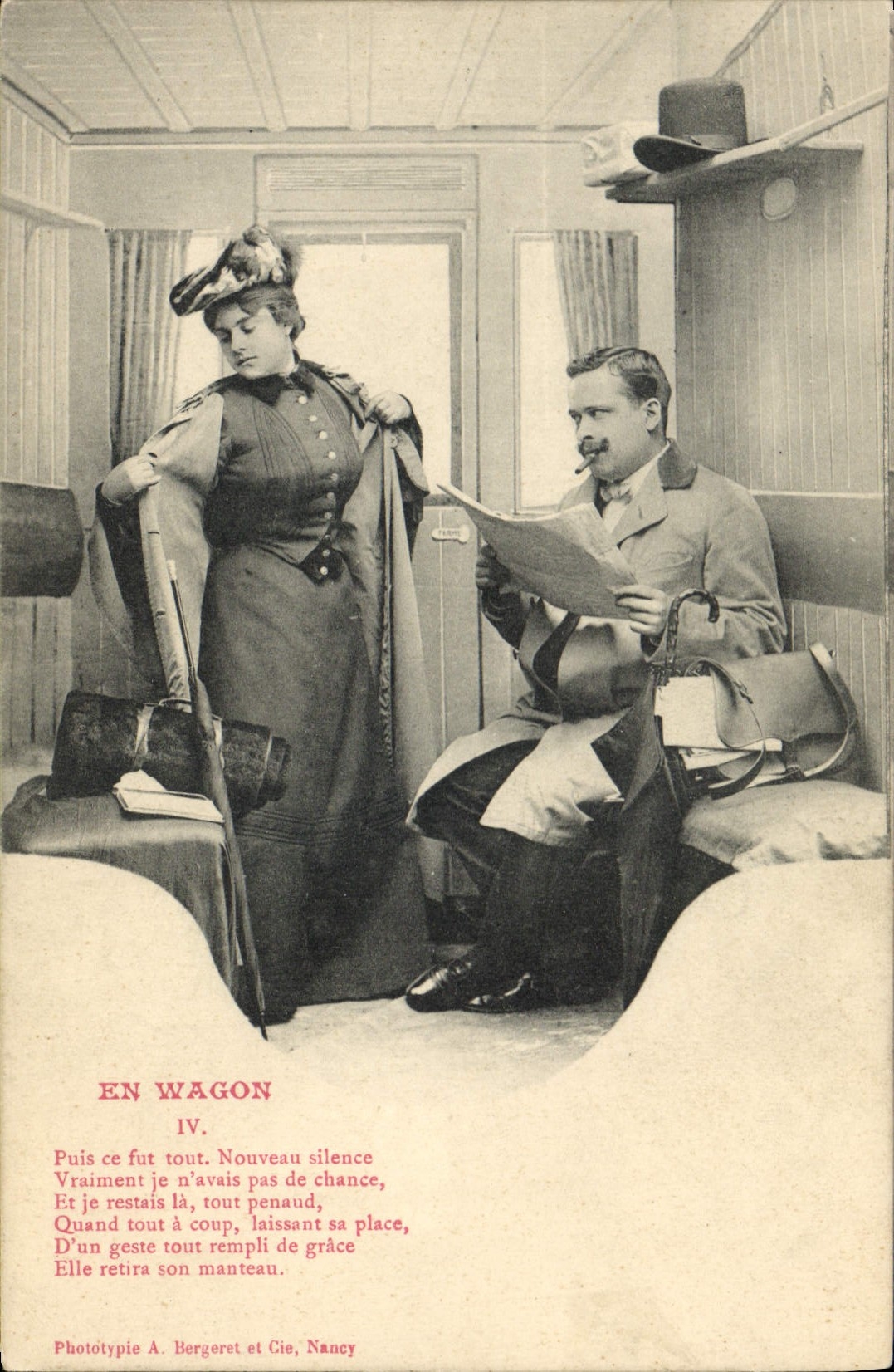 CPA Train Locomotive Femme En wagon