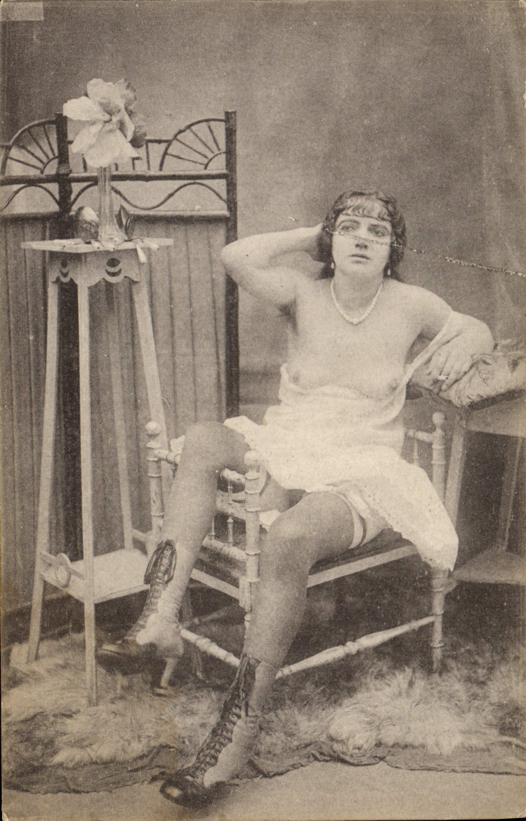 CPA Nu erotique Femme