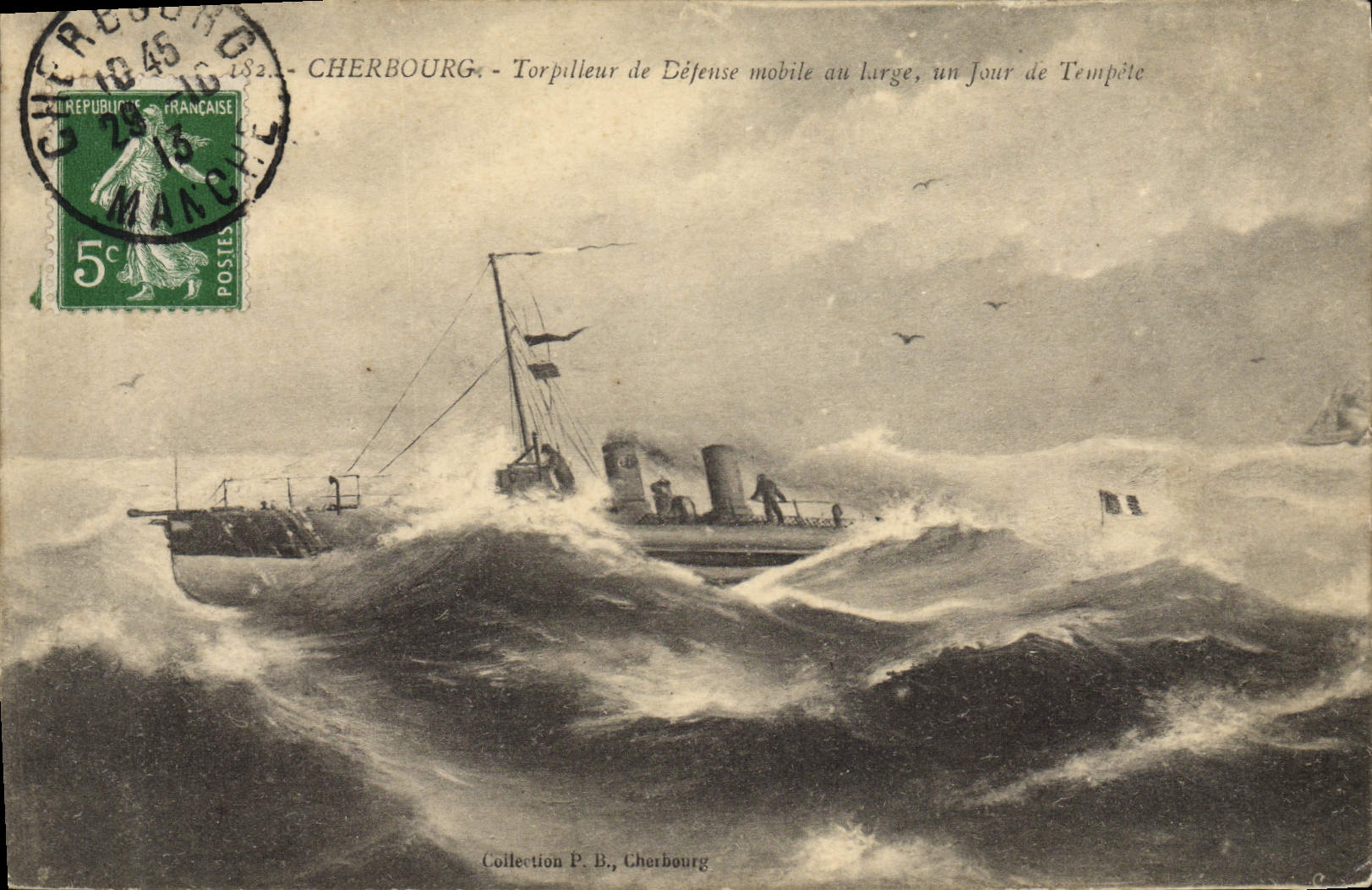 CPA Bateau Guerre Cherbourg Torpilleur de defense mobile au large un jour de tempete 