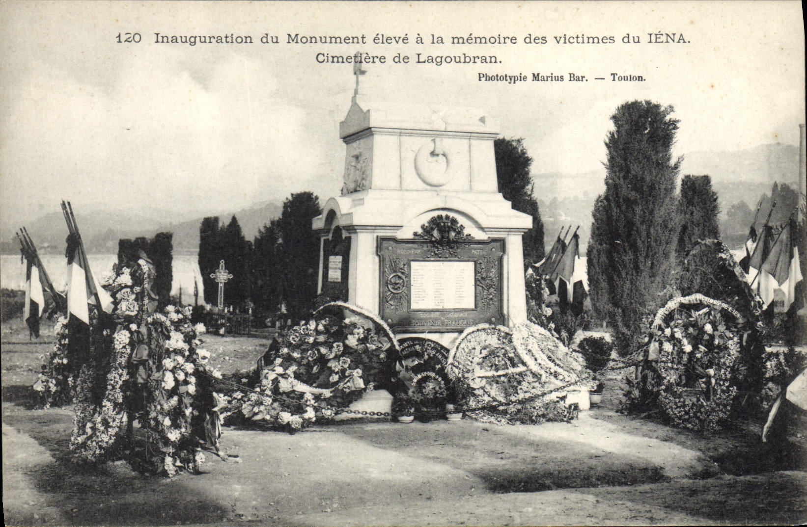 CPA Bateau Guerre Inauguration du monument eleve a la memoire des victimes du Iena Cimetiere de LAgoubran 
