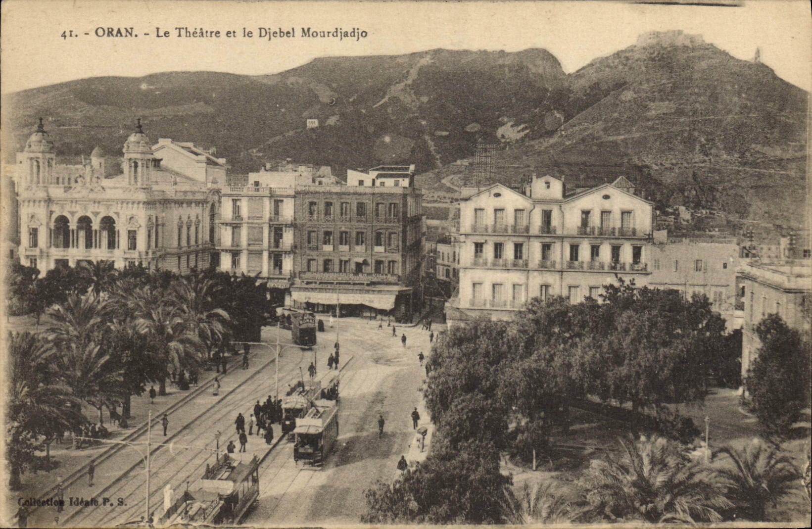 CPA Oran Le Theatre et le Djebel Mourdjadjo 