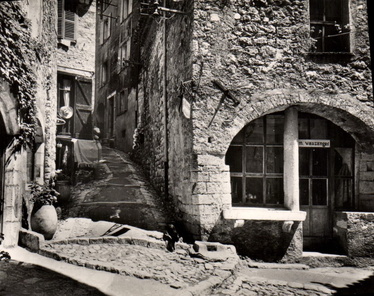 MODERN CARD Saint Paul de Vence Assembled of the church