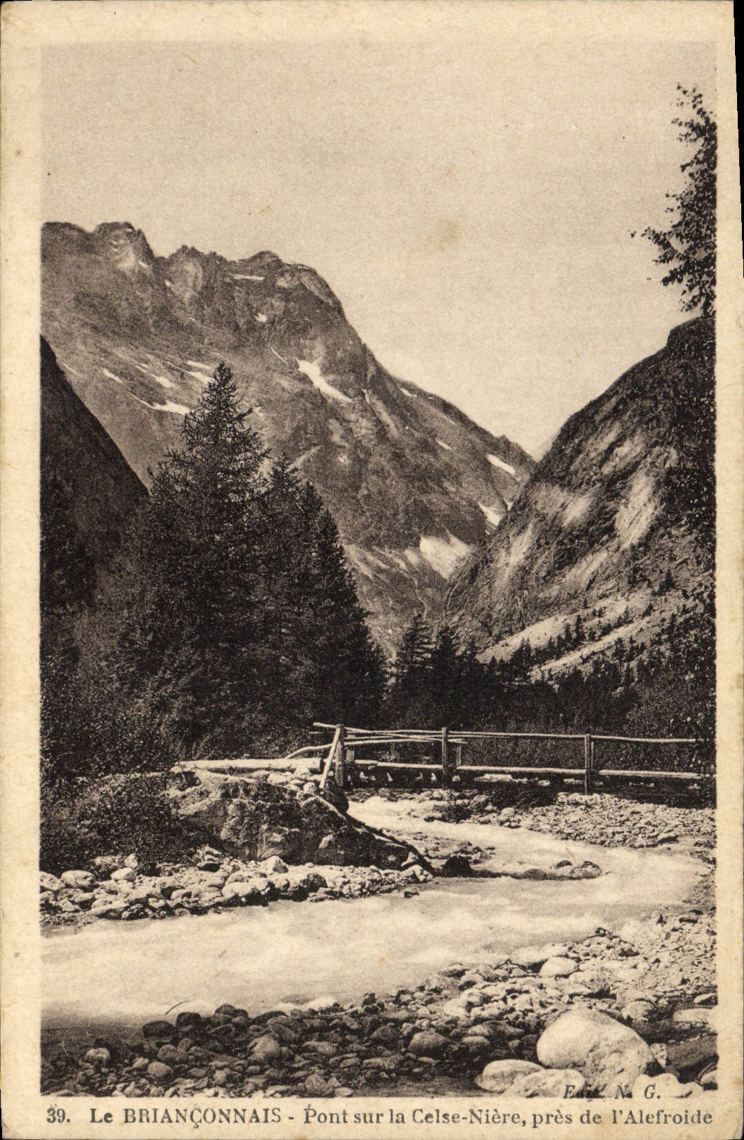 CPA Le Brianconnais Pont sur la Celse Nievre pres de l'Alefroide